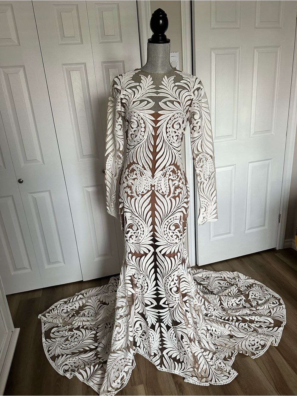 Rue De Seine Reno Gown
